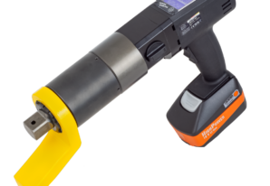 Precizie sub Presiune: De ce Cheia Dinamometrică este Instrumentul Indispensabil în Industrie