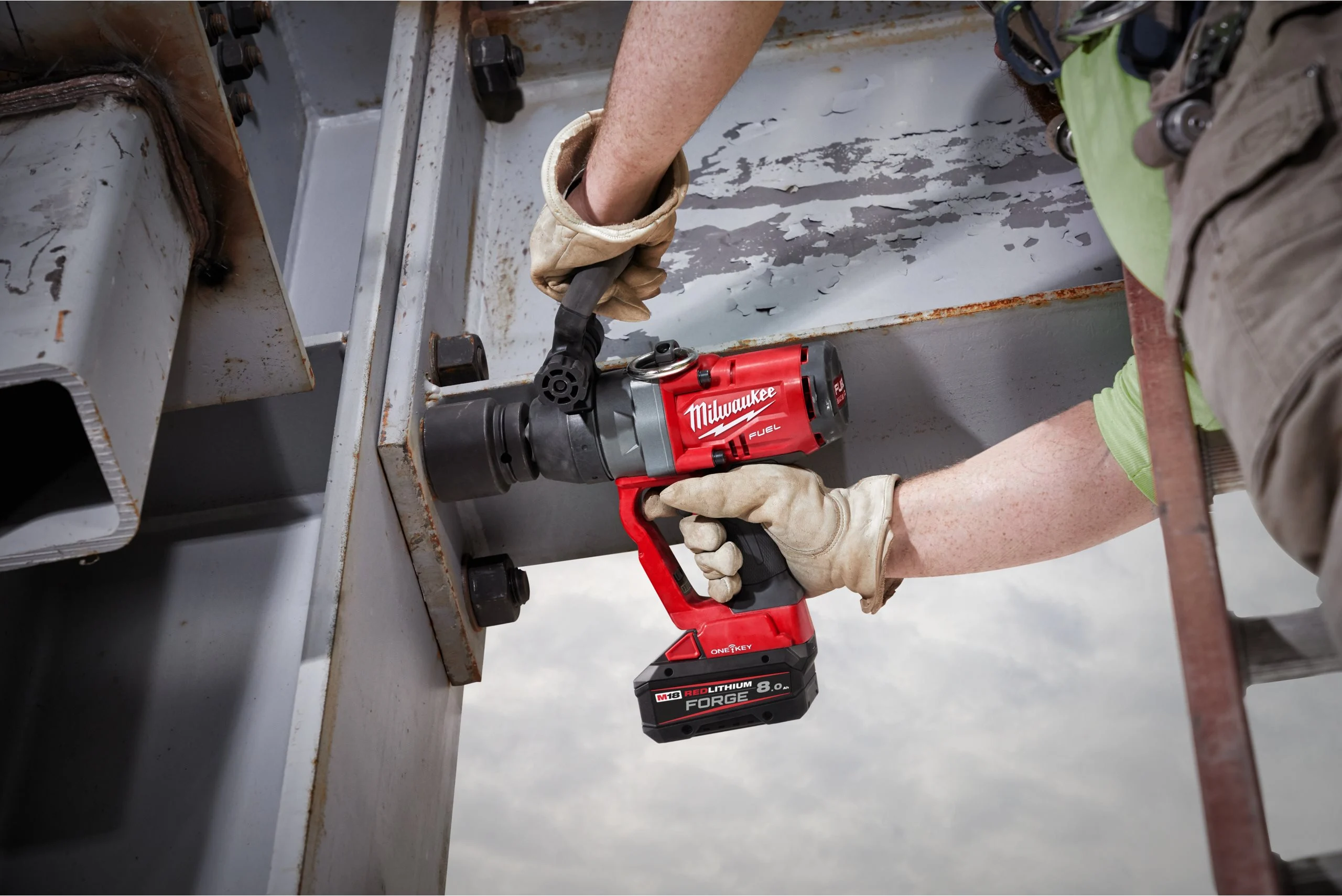 Milwaukee M18 FUEL ONE-KEY™ Cheie de impact 1″ – cuplu ridicat 2033 Nm, profesională heavy-duty - imagine 3